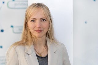 Elena Zay-Vanvoorden